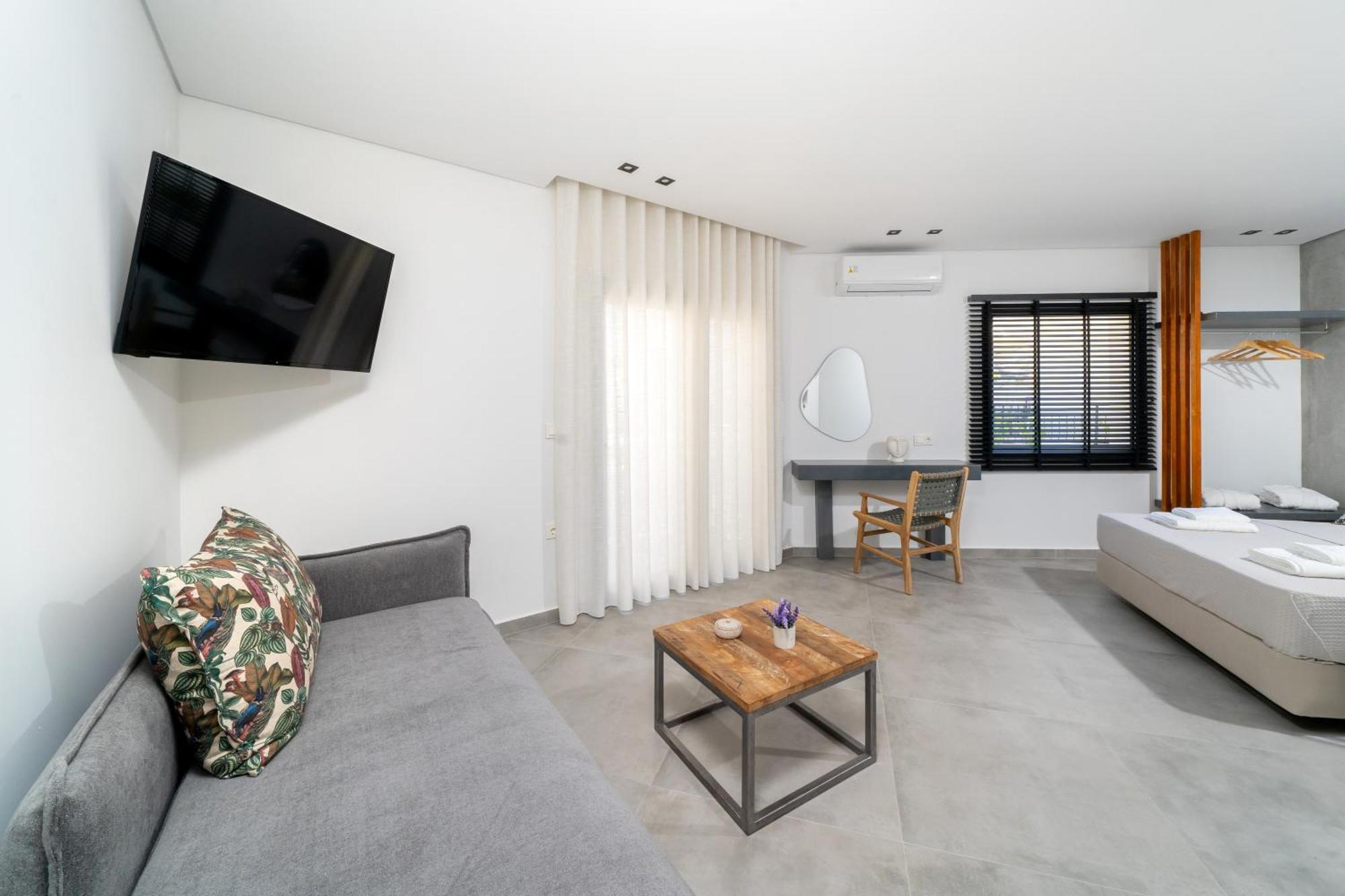 Parilion Suites Potos Exterior photo